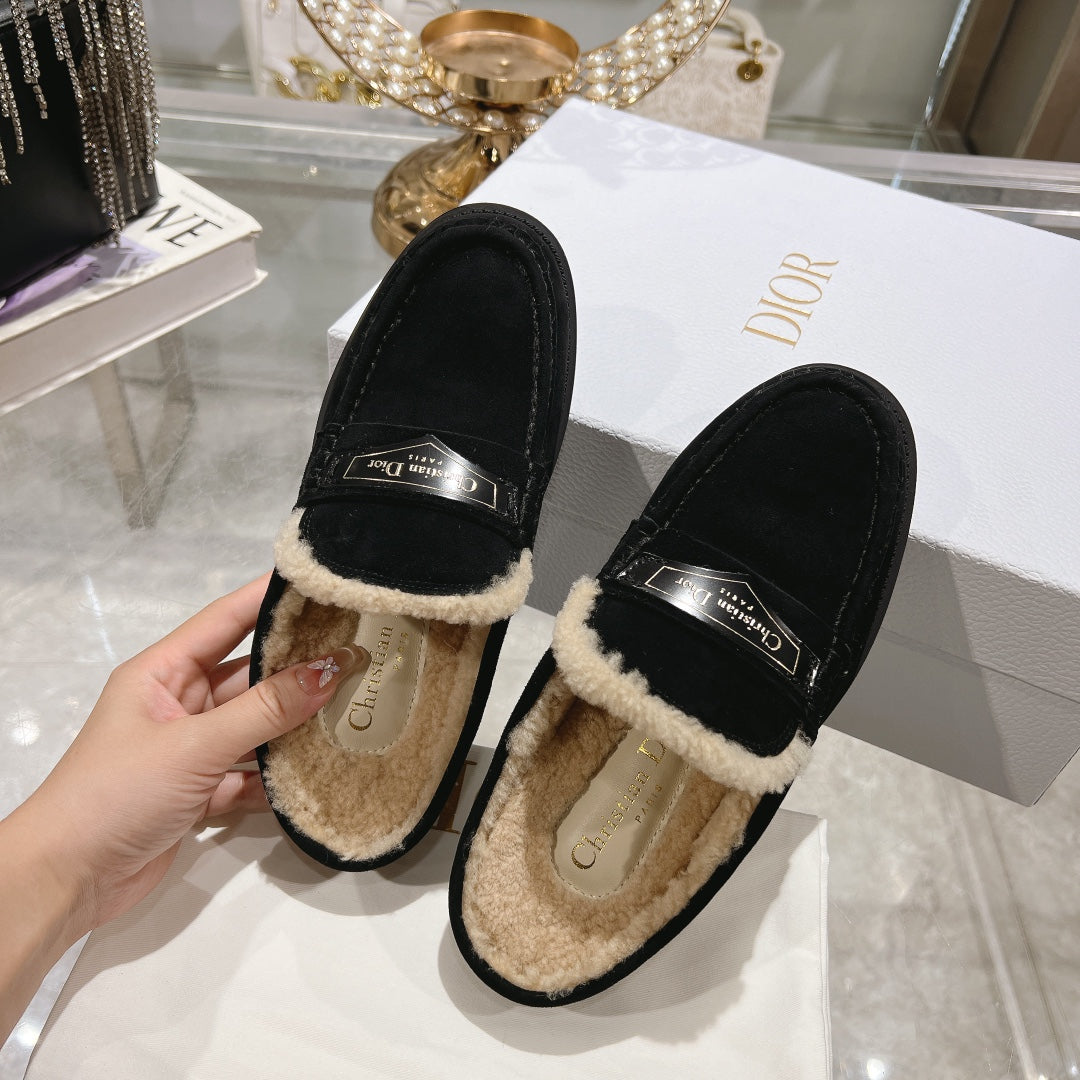 Luxury DiorBoy Mule In Black Suede With Fleece Lining 996448