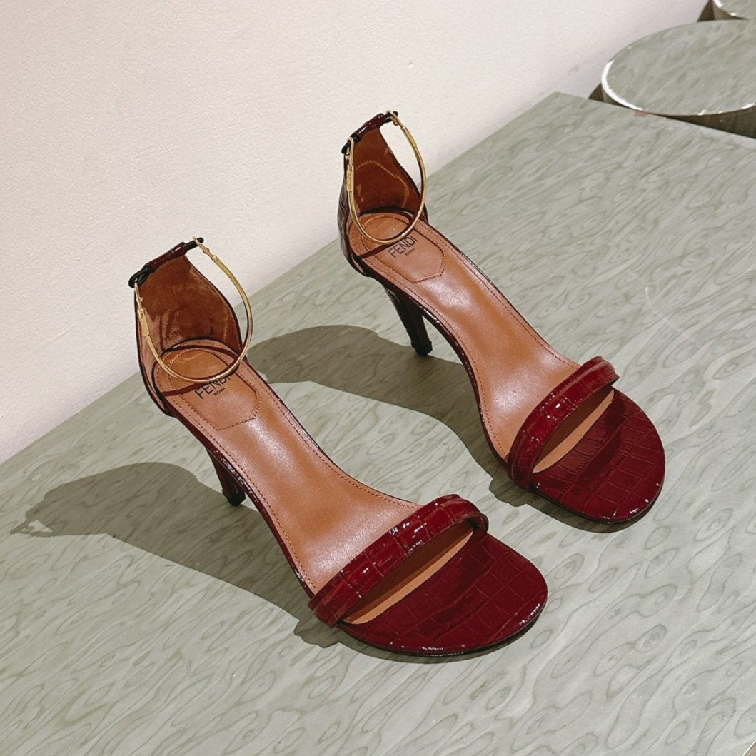 Luxury FendiLuxury FendiHIGH-HEELED 85 MM IN CHERRY RED LAMBSKIN WITH GOLD HARDWARE