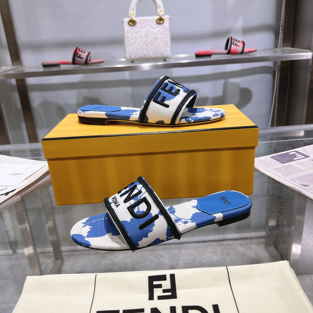 Luxury FendiFF Women Signature Slides Blue White Canvas Slide