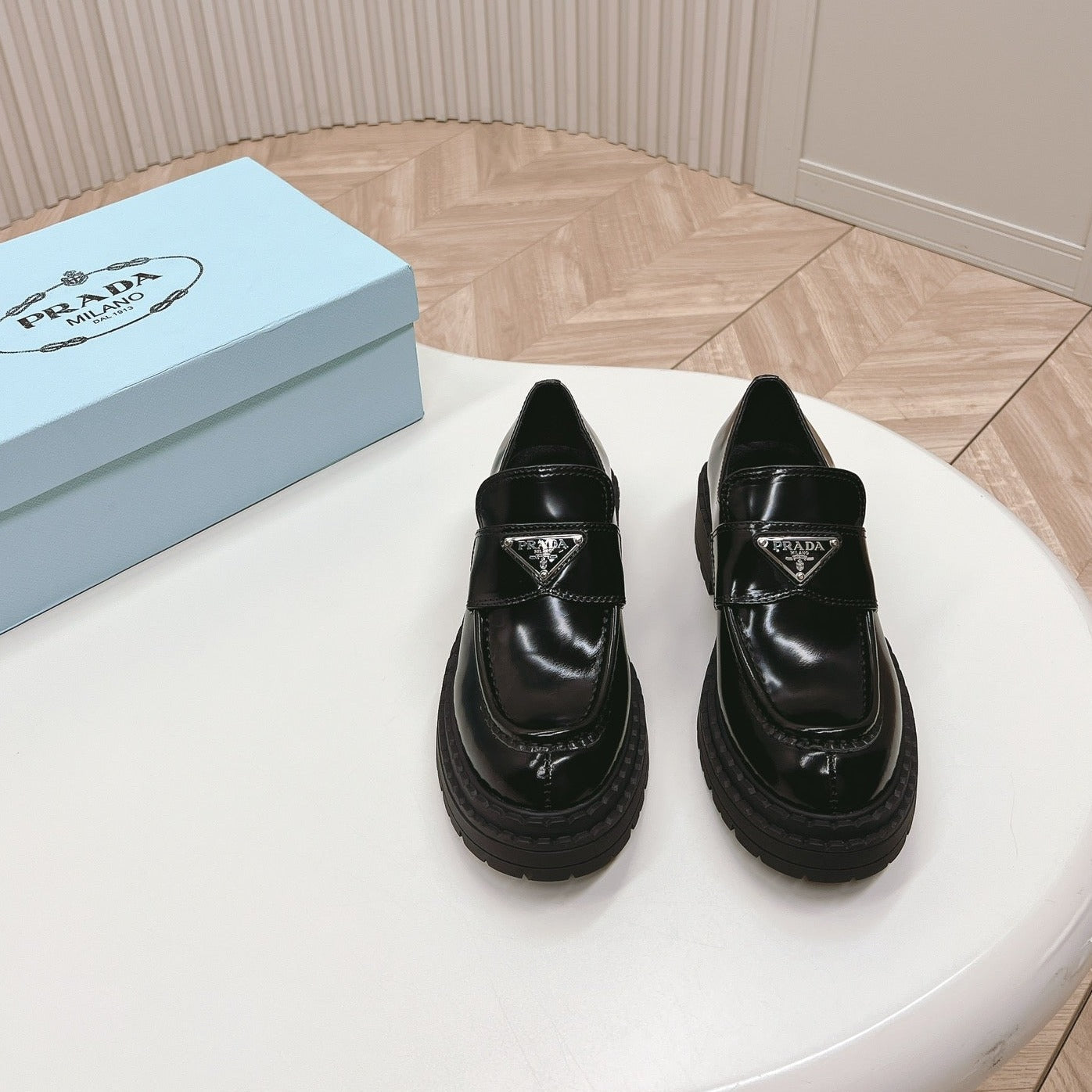 Luxury PradaBRUSHED MONOLITH LOAFERS GLOSSY BLACK CALFSKIN