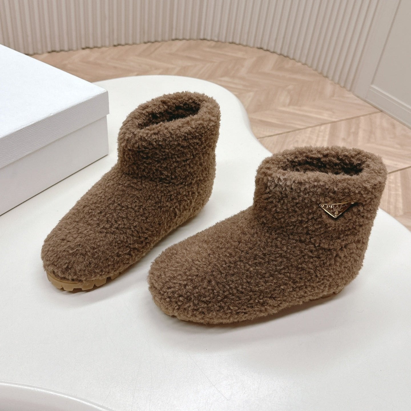Luxury PradaSNOW ANKLE BOOTS IN WOOD BROWN SHEARLING