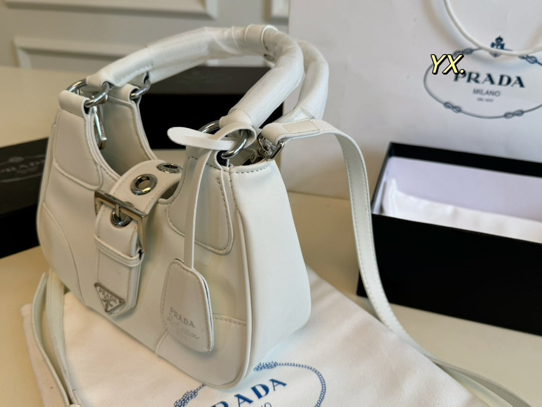 Luxury Prada23 MOON PADDED BAG WHITE CALFSKIN WITH STRAP