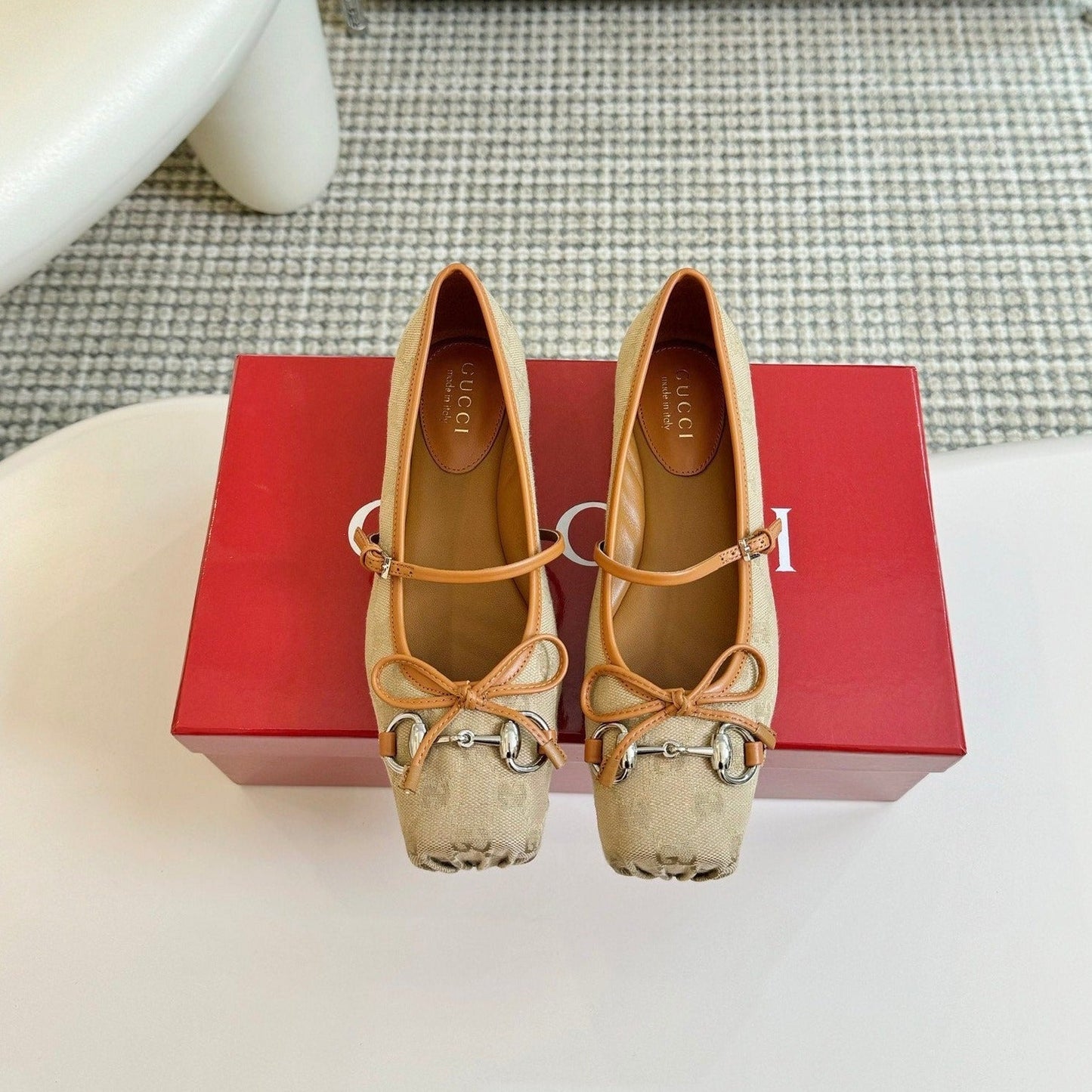 Luxury Gucci GG BALLET FLAT TORTILLA FABRIC