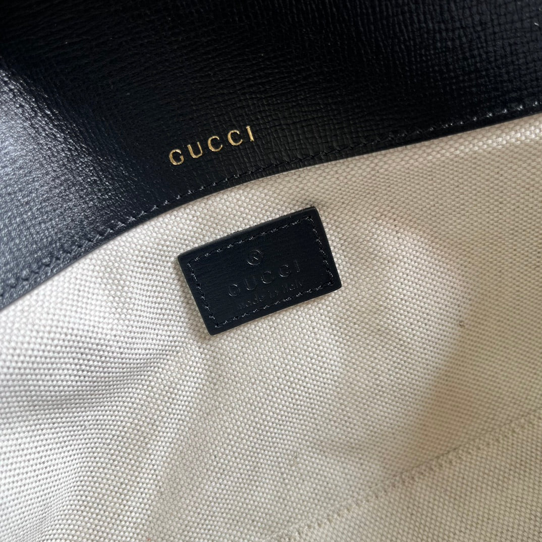 Luxury Gucci DIAMOND HORSEBIT SHOULDER BAG 24 IN BLACK CALFSKIN GOLD HARDWARE