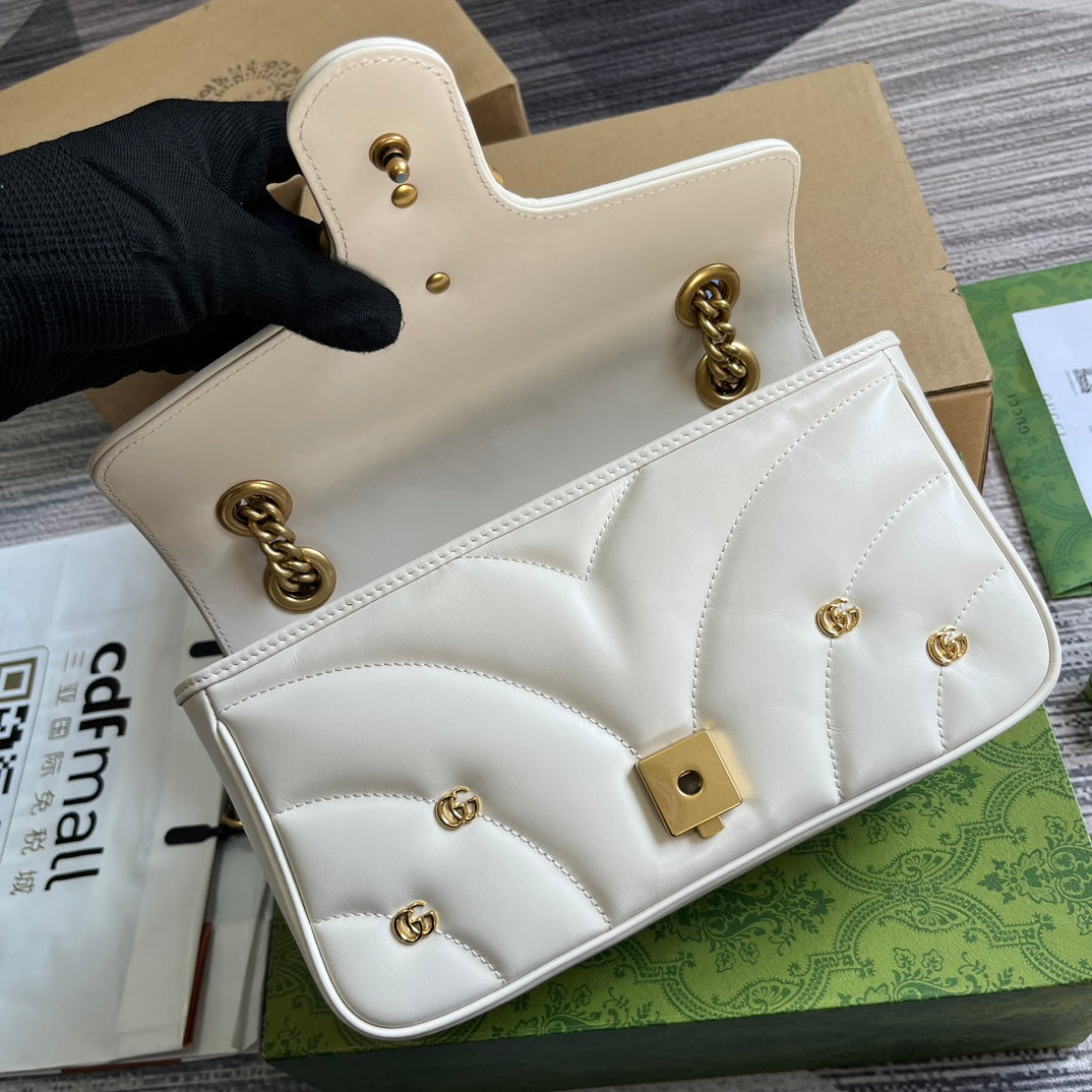 Luxury Gucci GG MARMONT MEDIUM 26 BAG IN WHITE LAMBSKIN