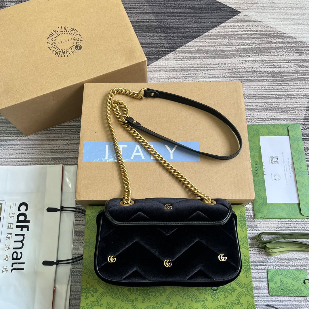 Luxury Gucci GG MARMONT MINI 22 BAG IN BLACK VELVET