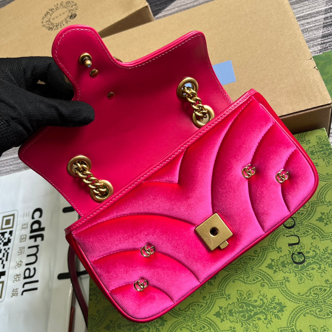 Luxury Gucci GG MARMONT MINI 22 BAG IN BRIGHT PINK VELVET