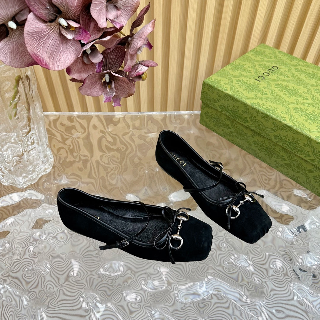 Luxury Gucci BALLET FLAT IN BLACK SUEDE
