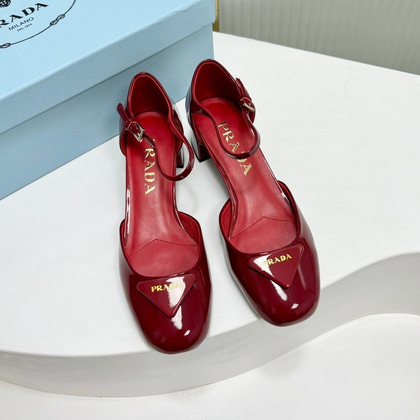 Luxury PradaMARY JANE PUMPS CHERRY CALFSKIN