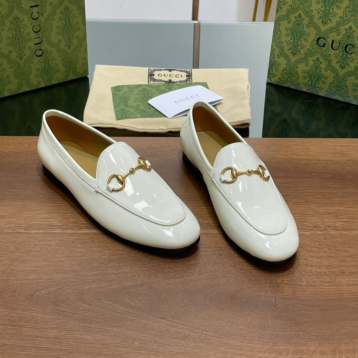 Luxury Gucci GG JORDAAN LOAFER GLOSSY WHITE LAMBSKIN