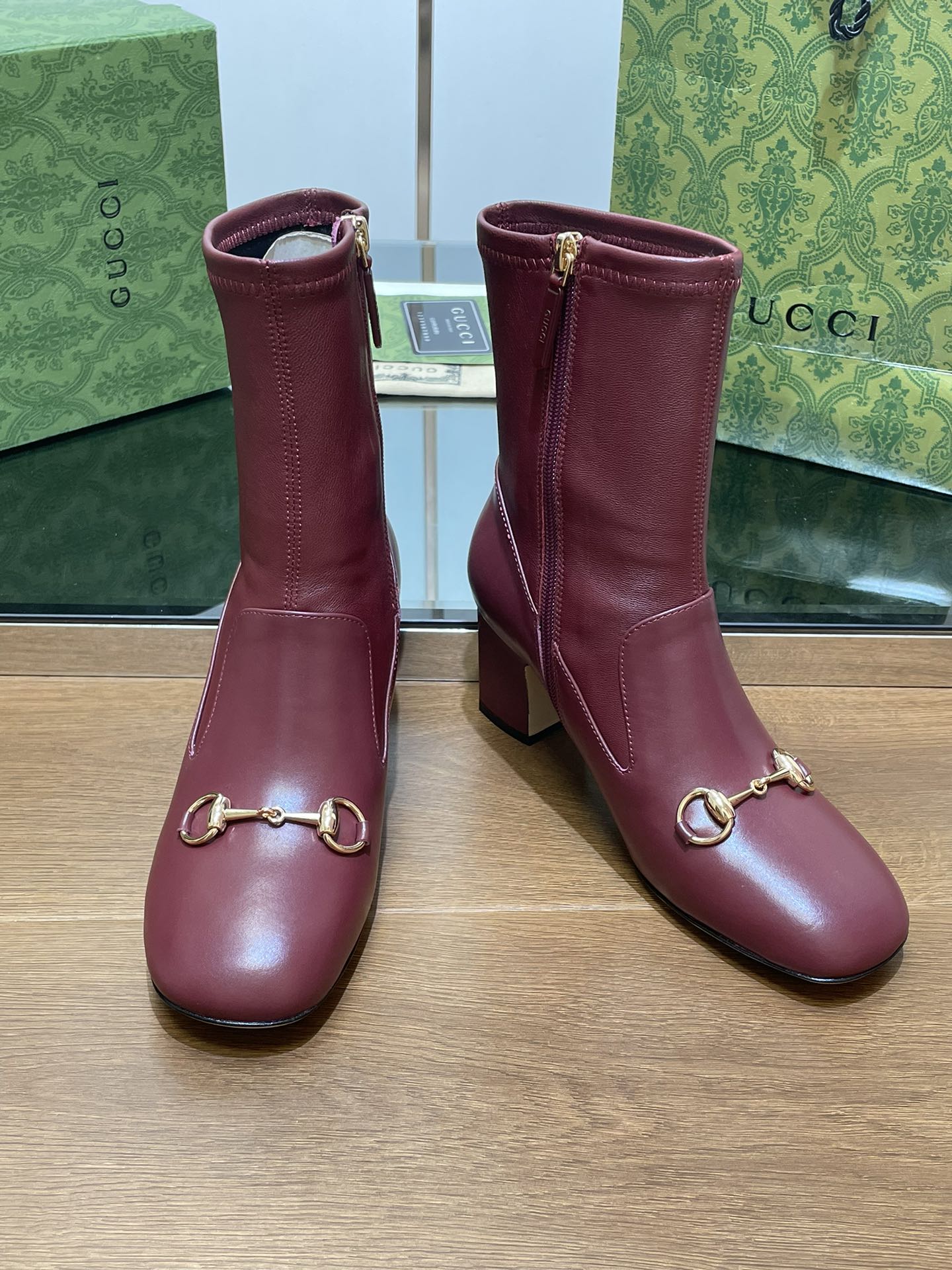 Luxury Gucci GG Horsebit Ankle Boot 65 Burgundy Calfskin