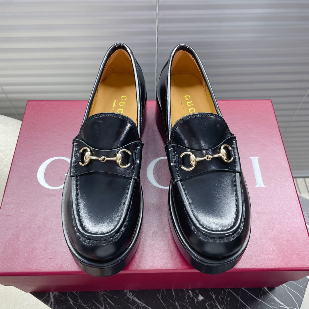 Luxury Gucci HORSEBIT PLATFORM LOAFER IN BLACK CALFSKIN