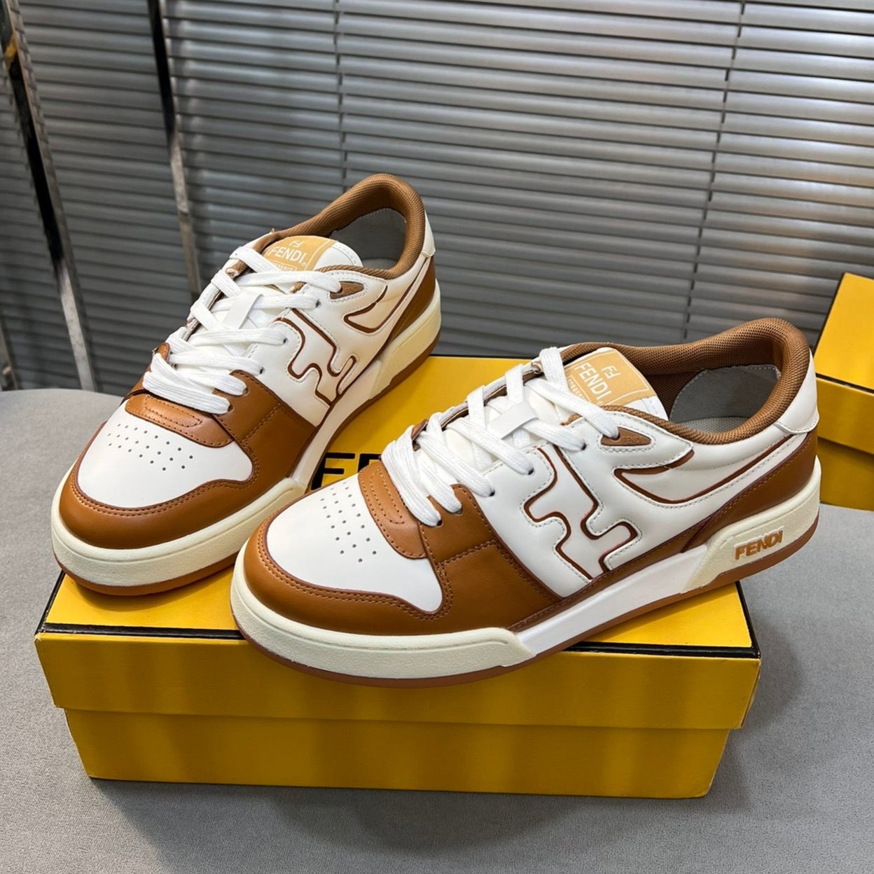 Luxury FendiLuxury FendiMATCH LOW TOPS IN RUSSET BROWN MIX WHITE CALFSKIN AND MESH