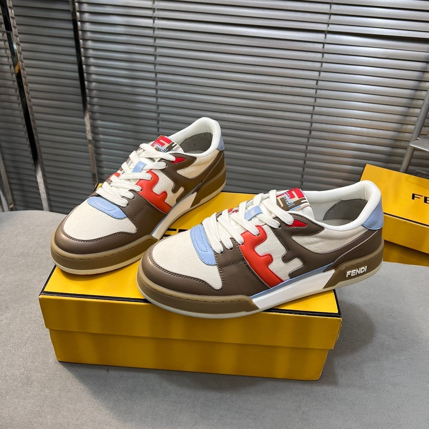 Luxury FendiLuxury FendiMATCH LOW TOPS IN COFFEE BROWN MIX WHITE CALFSKIN AND MESH