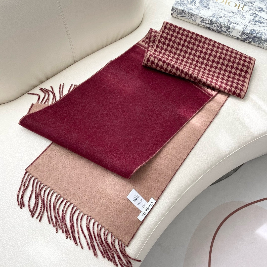 Luxury DiorSCARF 180 CM CURRANT RED WOOL AND CASHMERE 407334