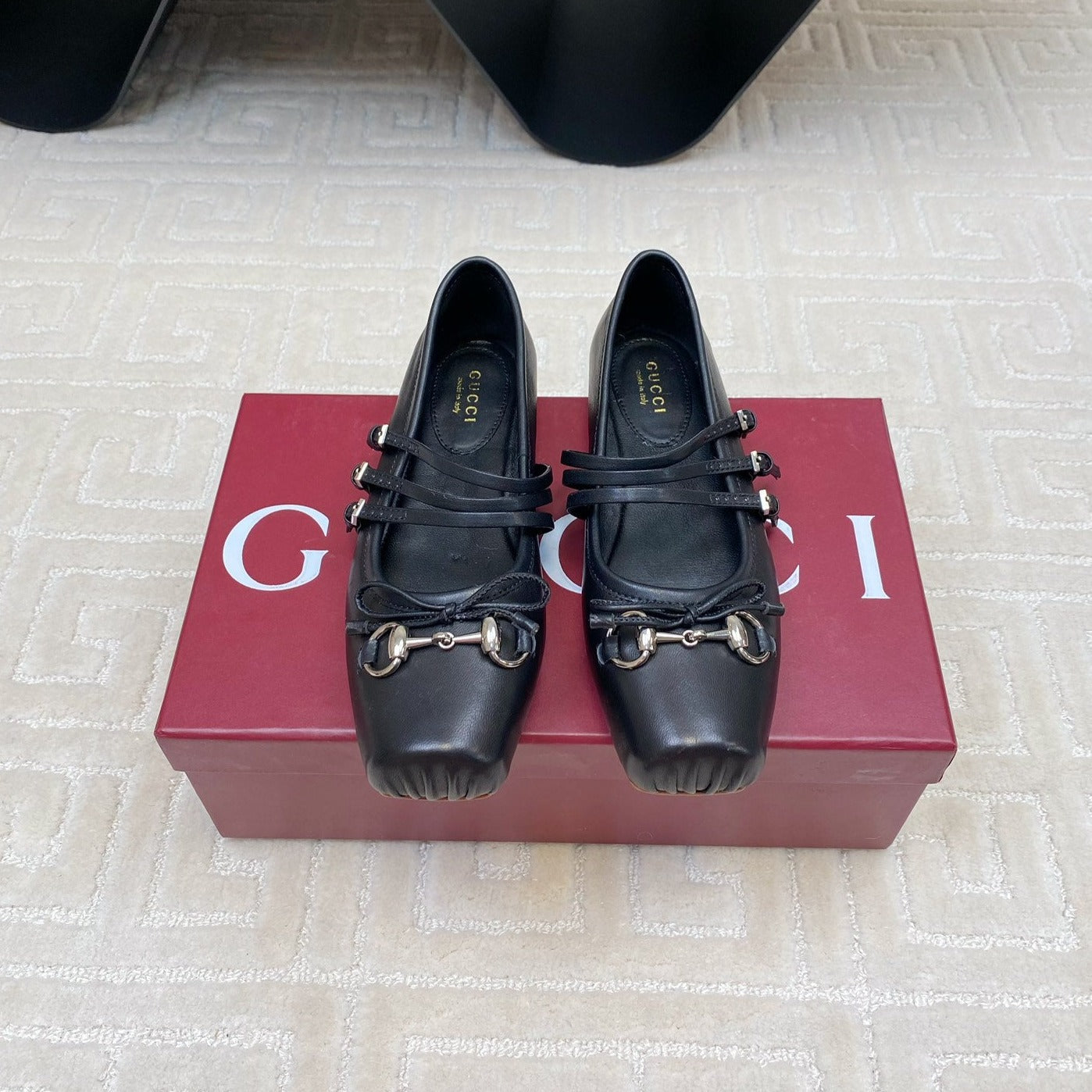 Luxury Gucci GG BALLET FLAT BLACK HORIZONTAL STRAPS LAMBSKIN