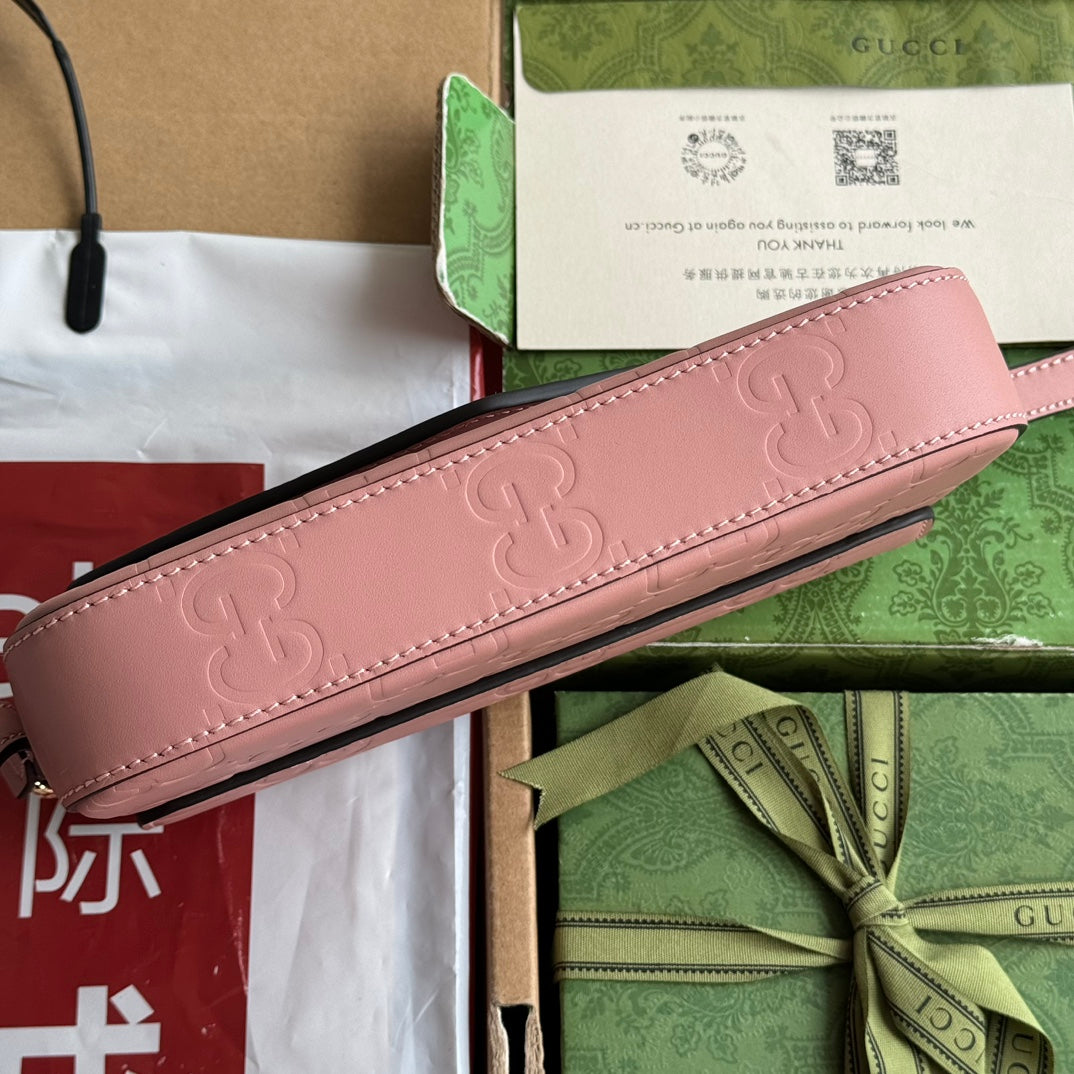 Luxury Gucci SUPER MINI SHOULDER BAG 21 IN BALLERINA PINK EMBOSSED CALFSKIN
