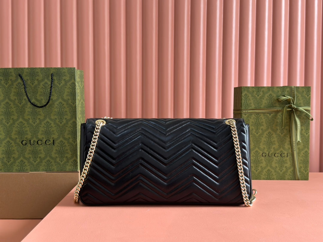 Luxury Gucci MARMONT SHOULDER BAG 40 IN BLACK CALFSKIN GOLD CHAIN