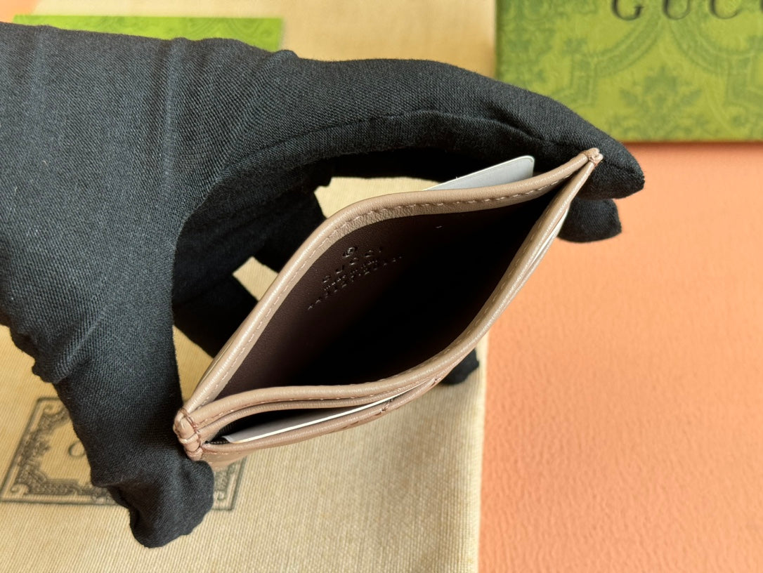 Luxury Gucci MARMONT QUILTED CARD HOLDER 10 IN MILK TEA CALFSKIN
