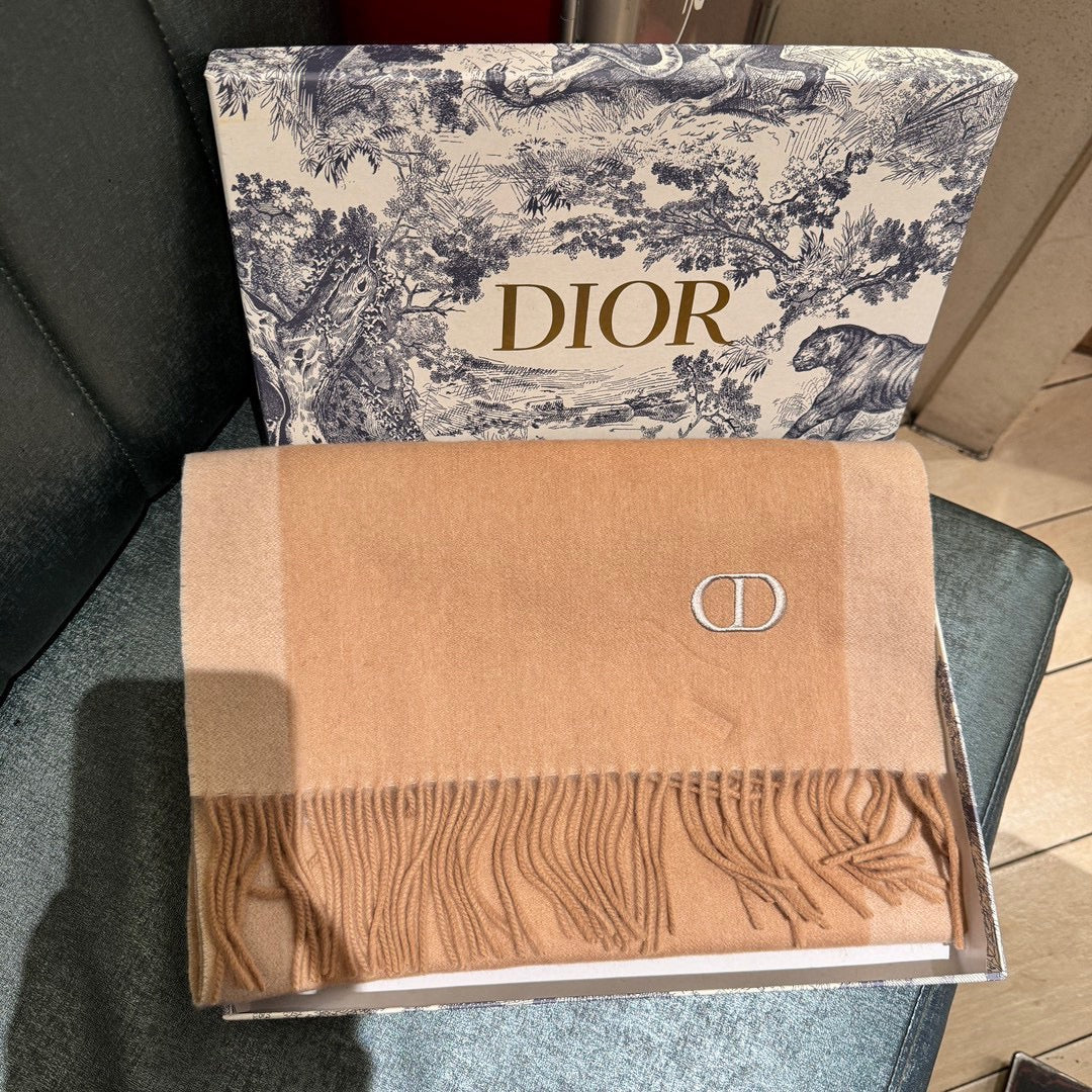 Luxury DiorSCARF 180 CM IN CAMEL BEIGE CASHMERE AND WOOL 408838