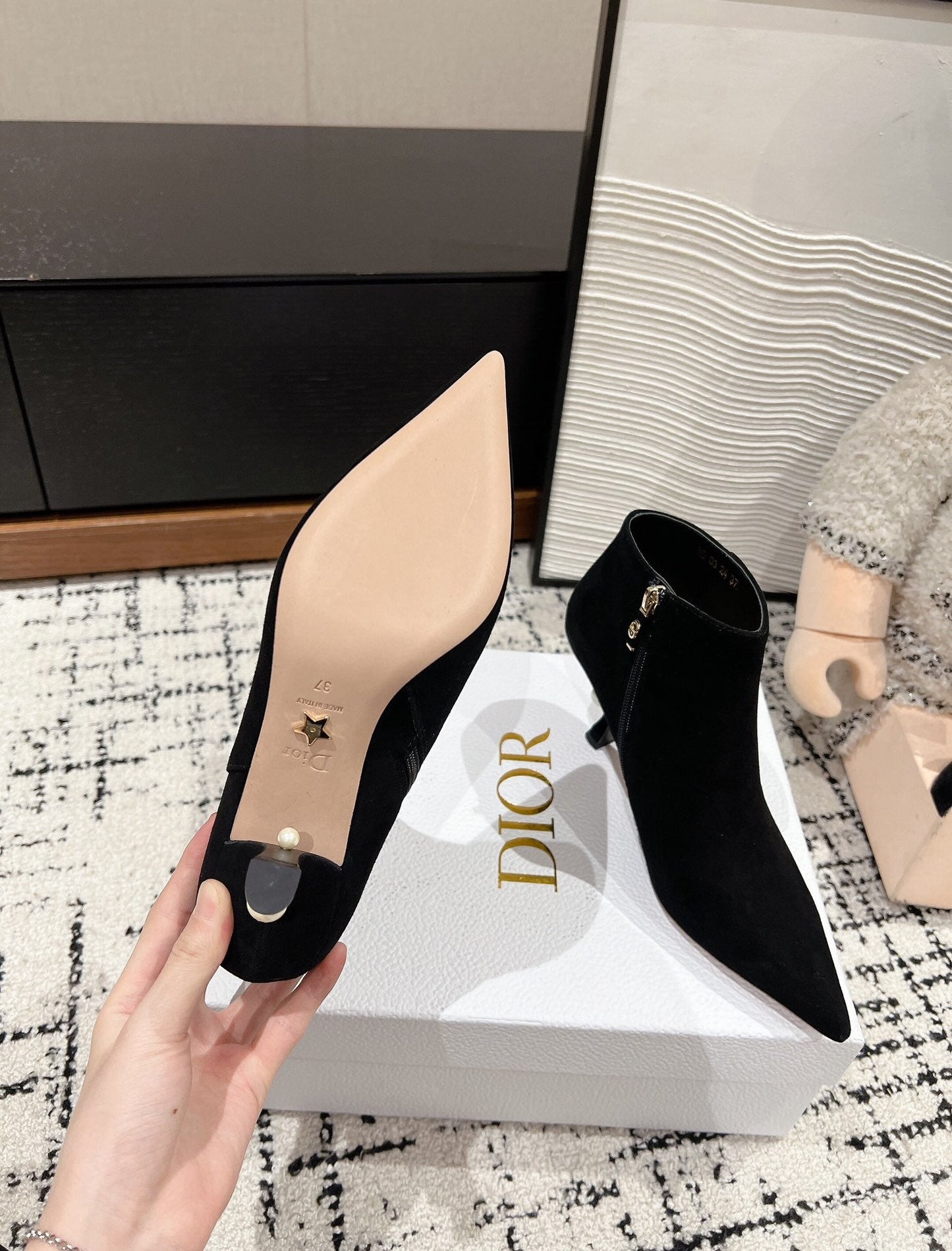 Luxury DiorTribales Heeled Ankle Boot 80mm In Black Suede 997059