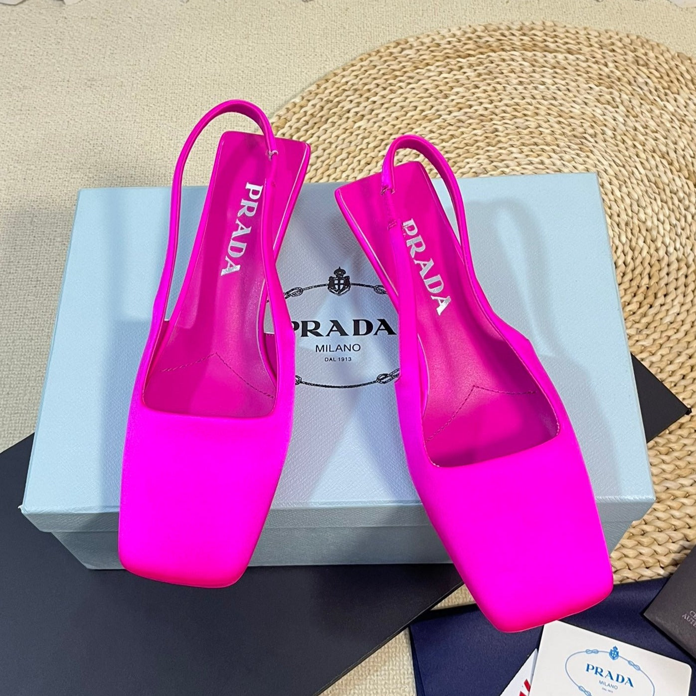 Luxury PradaSQUARE TOE SLINGBACK PUMPS BRIGHT PINK SATIN