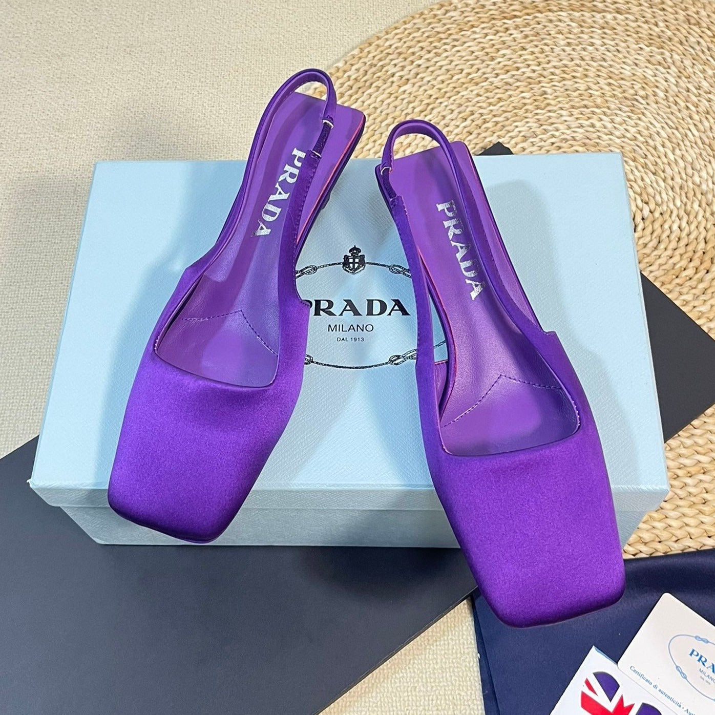 Luxury PradaSQUARE TOE SLINGBACK PUMPS VIOLET SATIN