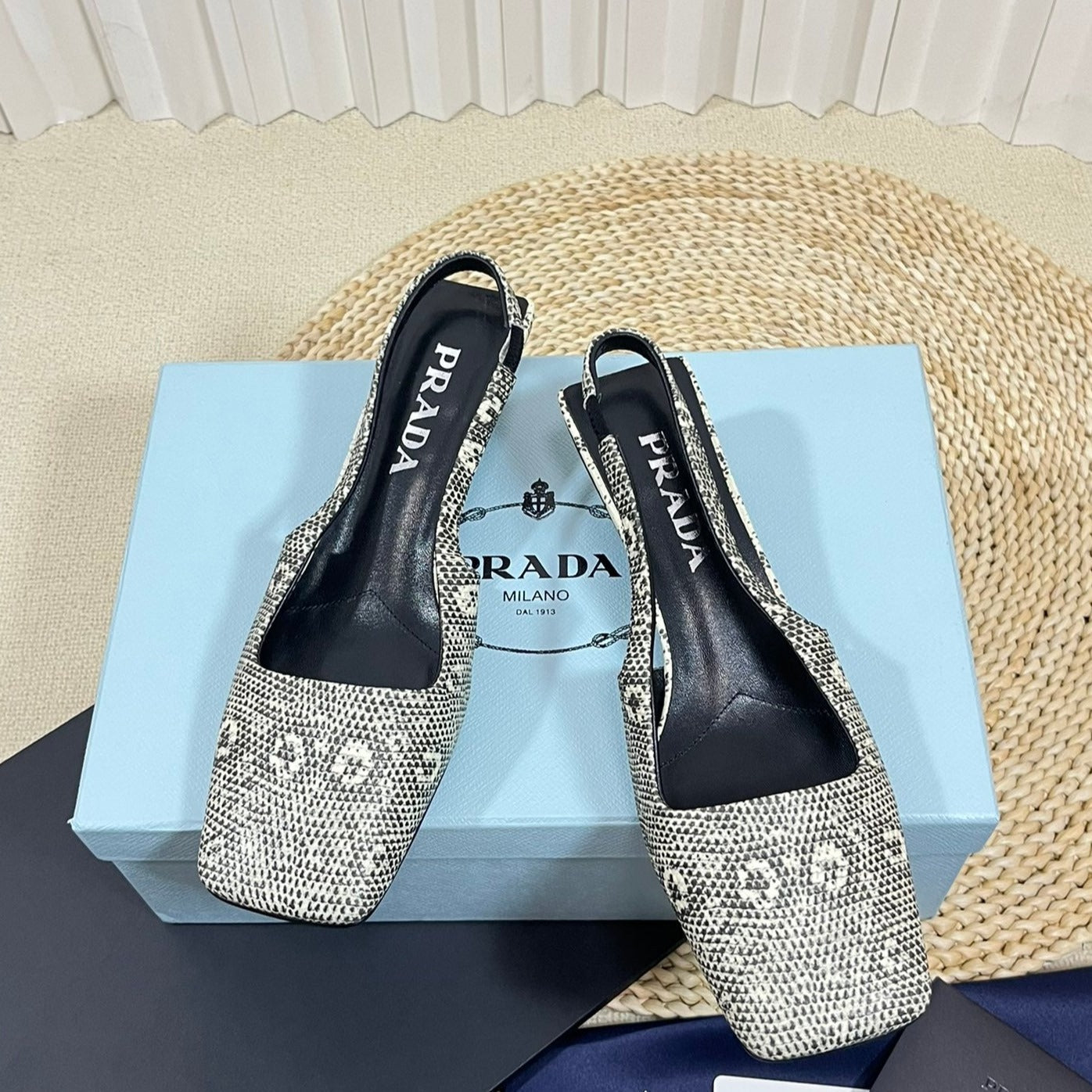 Luxury PradaSQUARE TOE SLINGBACK PUMPS SNAKESKIN MOTIF SATIN