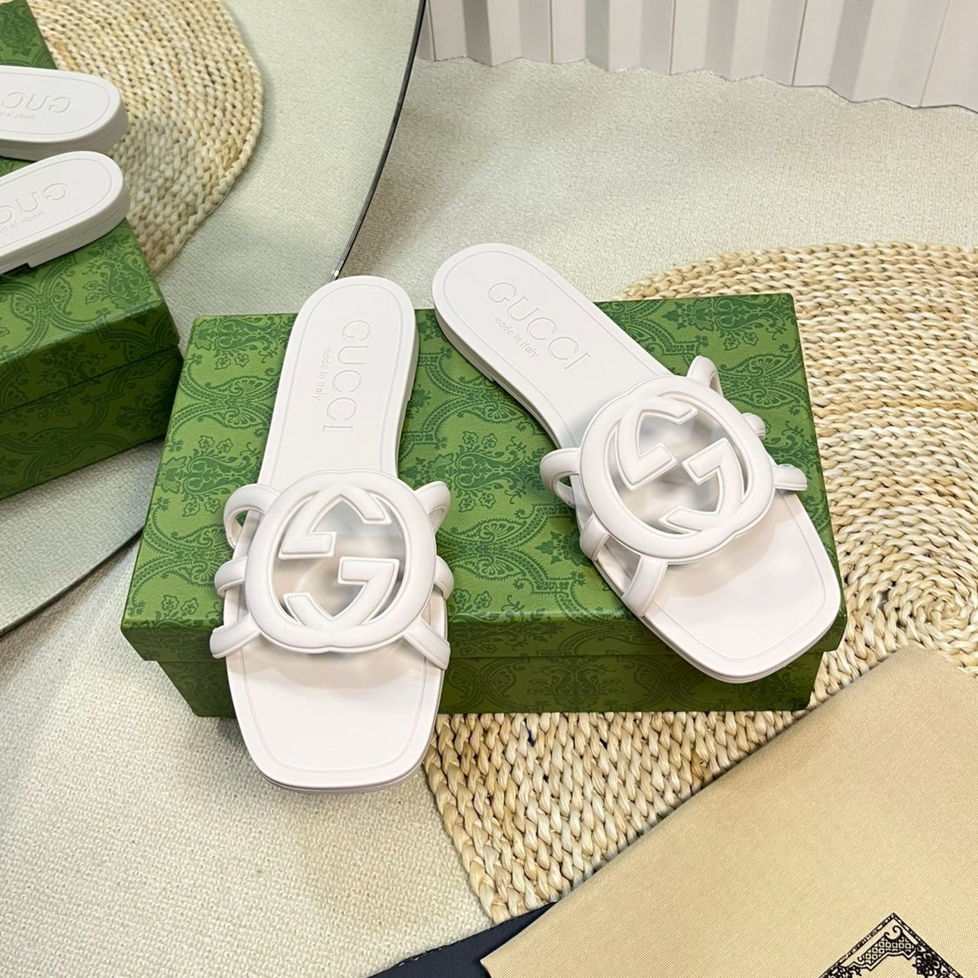 Luxury Gucci GG Rubber Slide White