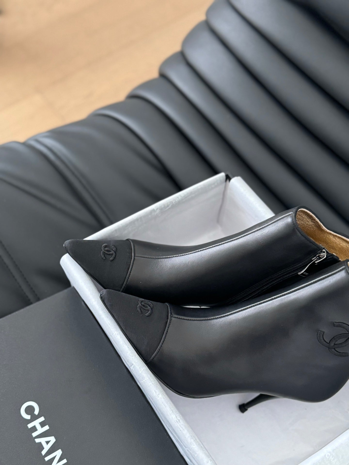 Luxury Chanel short boots 80 heel black calfskin