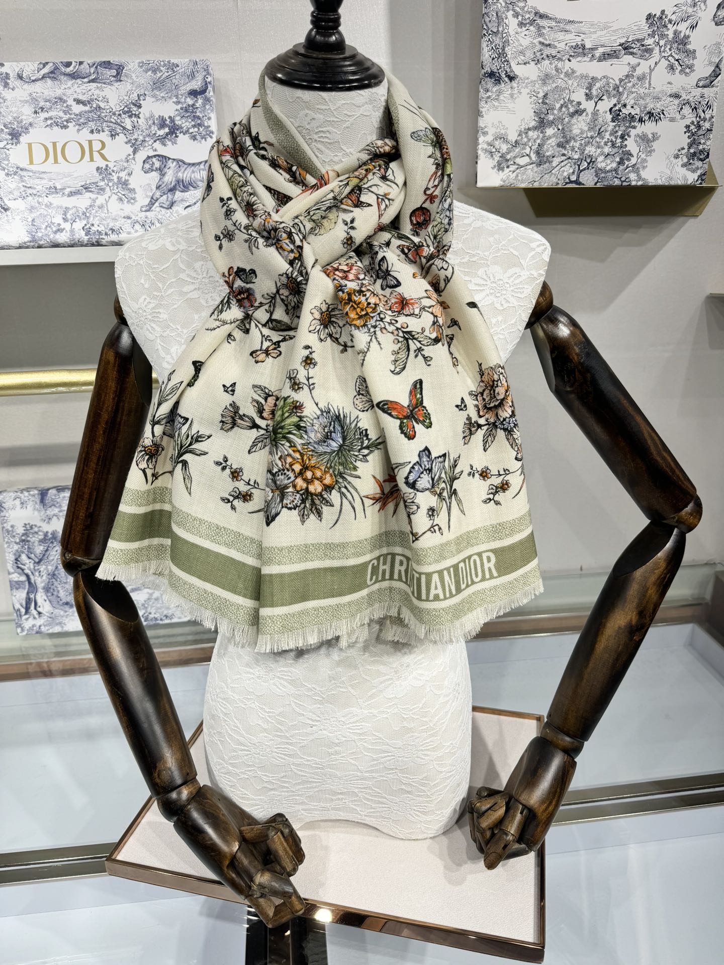 Luxury DiorSCARF 180 CM IN COLORFUL CASHMERE AND SILK 408422
