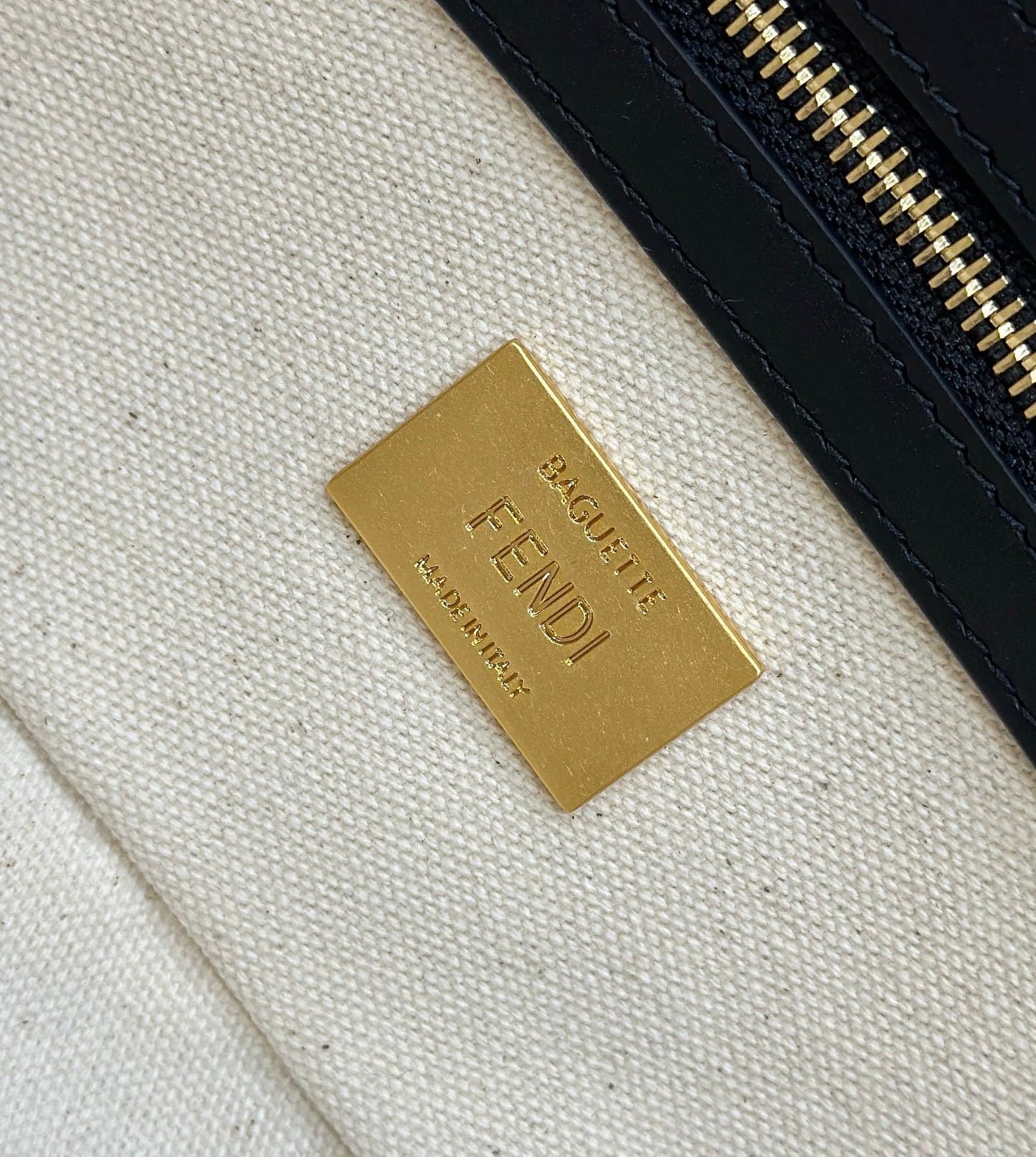 Luxury FendiBAGUETTE CANVAS 27 BAG WITH MULTICOLOUR EMBROIDERY GOLD HARDWARE