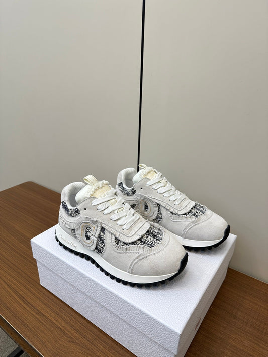 Luxury DiorC'est Luxury DiorSneaker In White Suede And Tweed Fabric 989934