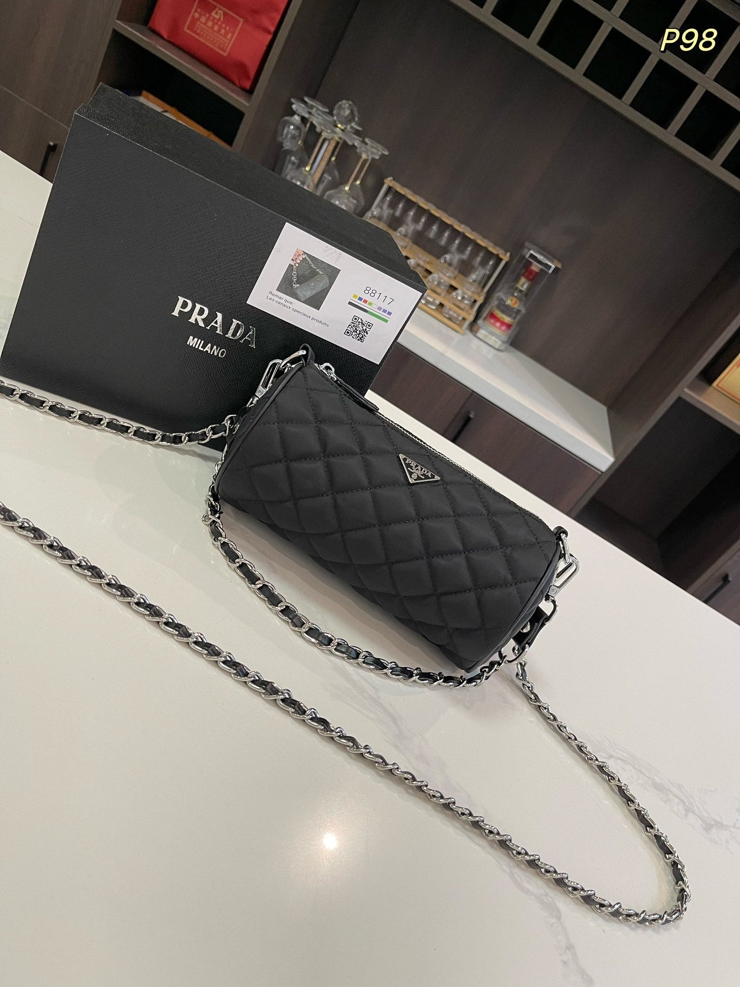 Luxury PradaCYLINDRICAL 20 BAG IN BLACK RE-NYLON SILVER HARDWARE