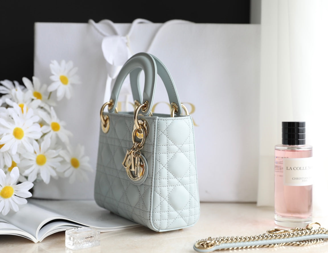 Luxury DiorLADY 17 IN LIGHT BLUE LAMBSKIN WITH CANNAGE PATTERN