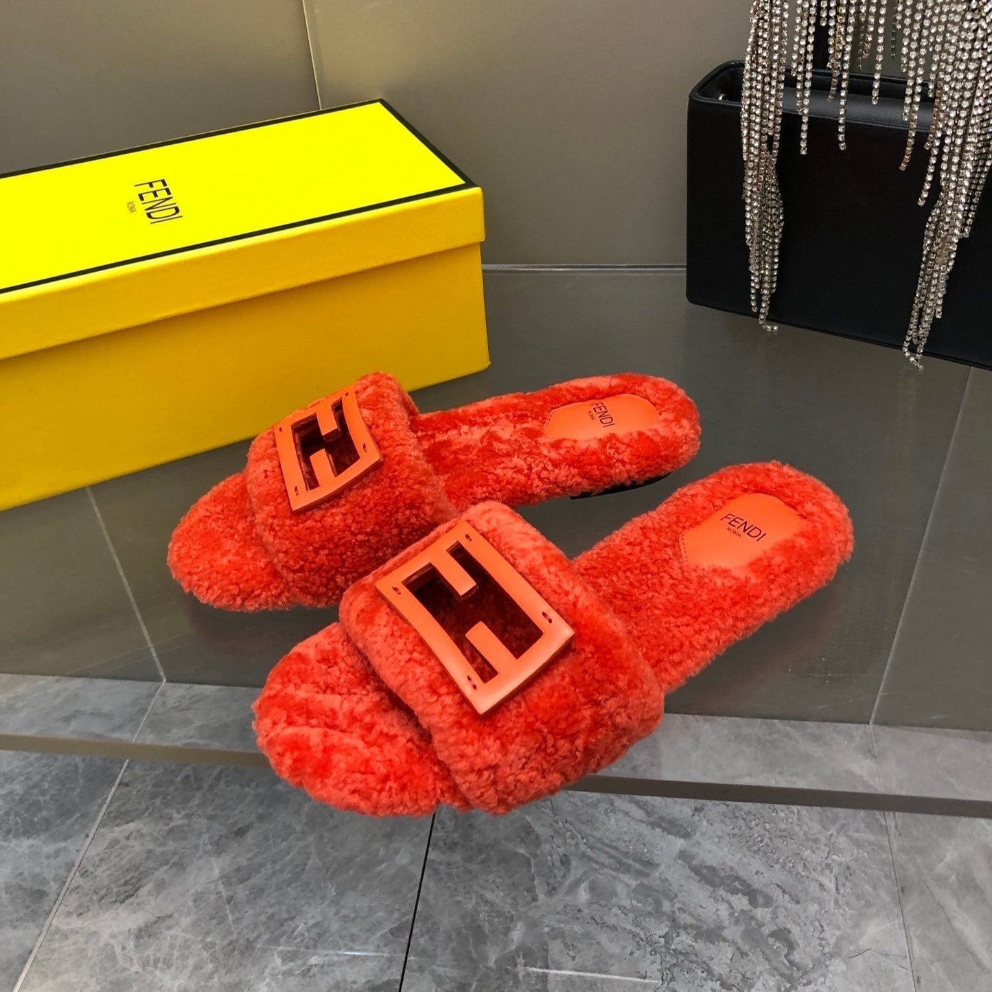 Luxury FendiLuxury FendiBAGUETTE SLIDE SLIPPERS IN CHERRY RED WOOL