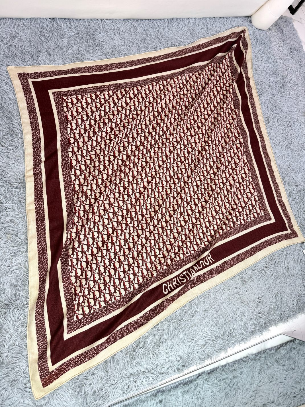Luxury DiorMONOGRAM SQUARE SCARF 140 CM IN COLORFUL CASHMERE AND SILK 413741