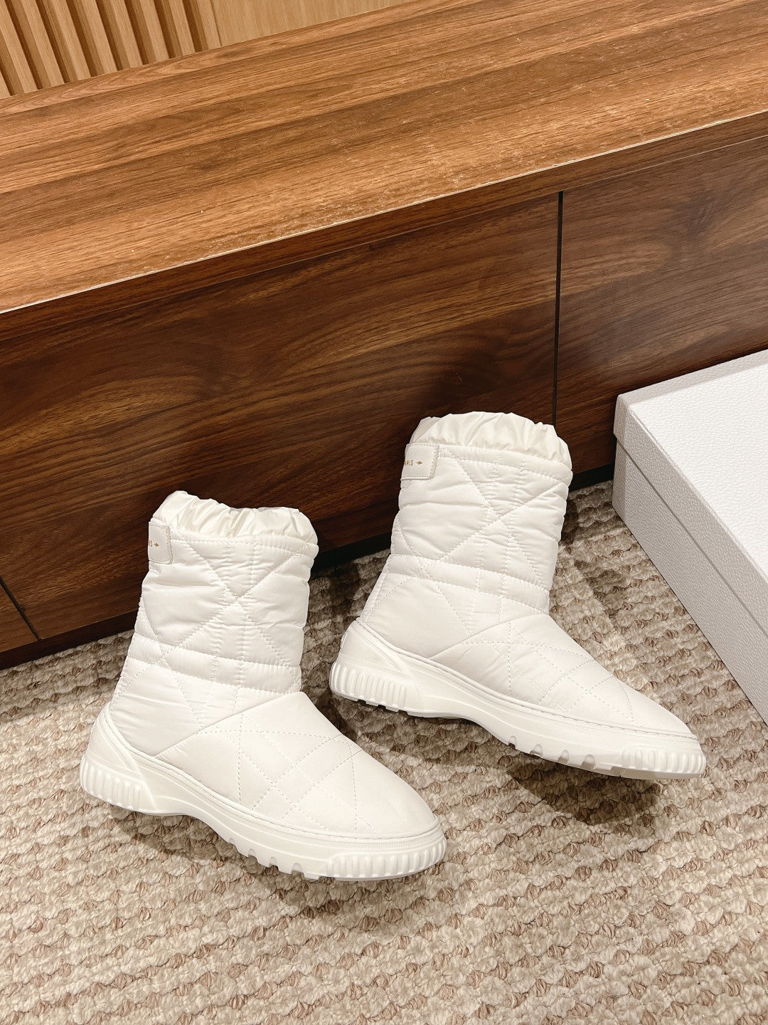 Luxury DiorAnkle Boots White Quilted Windbreaker Fabric And Fleece