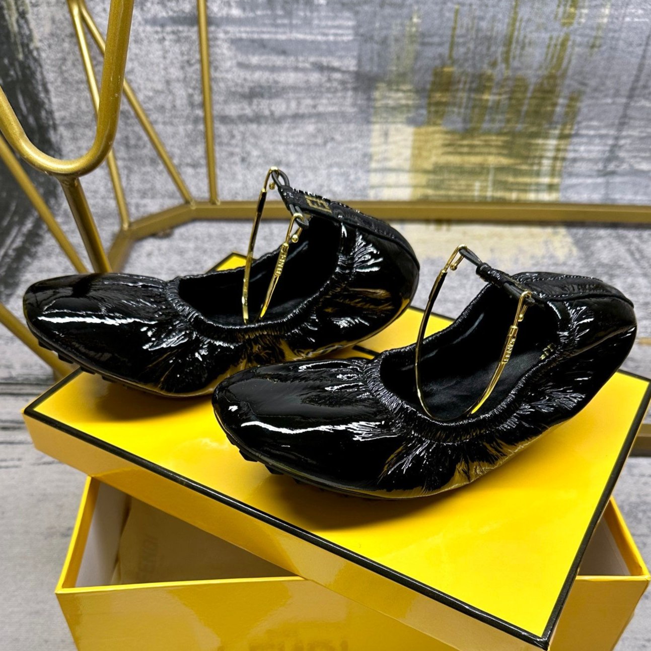 Luxury FendiLuxury FendiFILO BALLET IN BLACK LAMBSKIN WITH GOLD HARDWARE