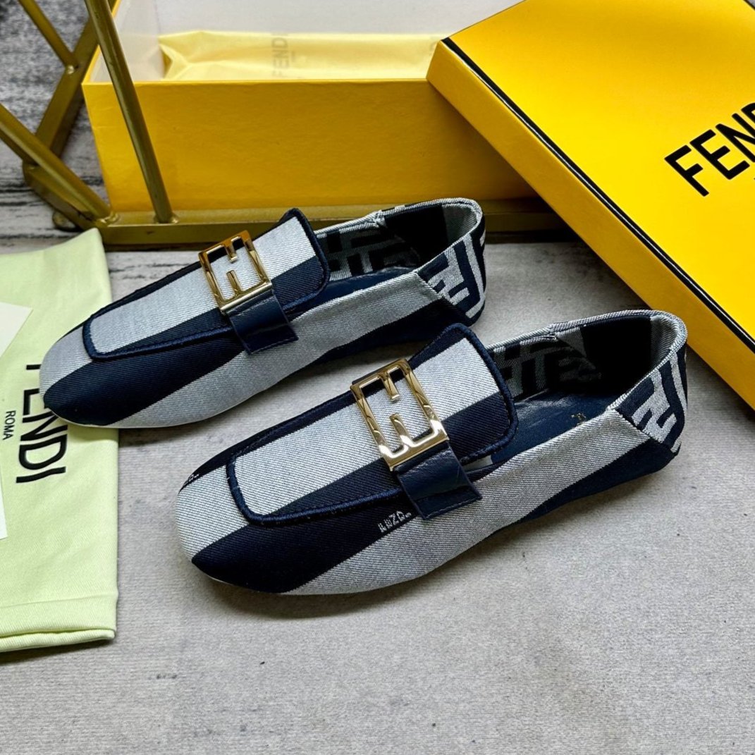 Luxury FendiLuxury FendiBAGUETTE LOAFERS IN NAVY BLUE MIX WHITE CANVAS GOLD HARDWARE