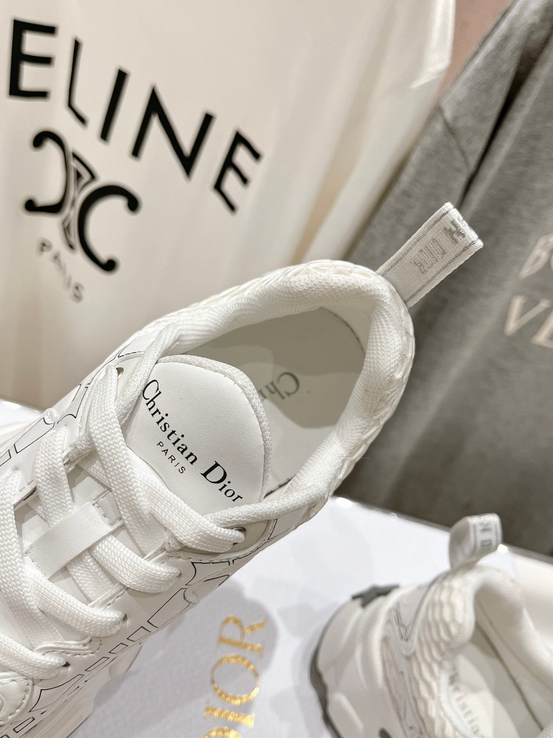 Luxury DiorVibe Sneaker White Grey Polyester Mesh Fabric And Cowhide