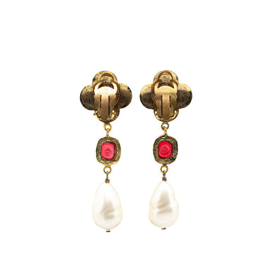 Chanel Gripoix Swing Pearl Earrings Gold