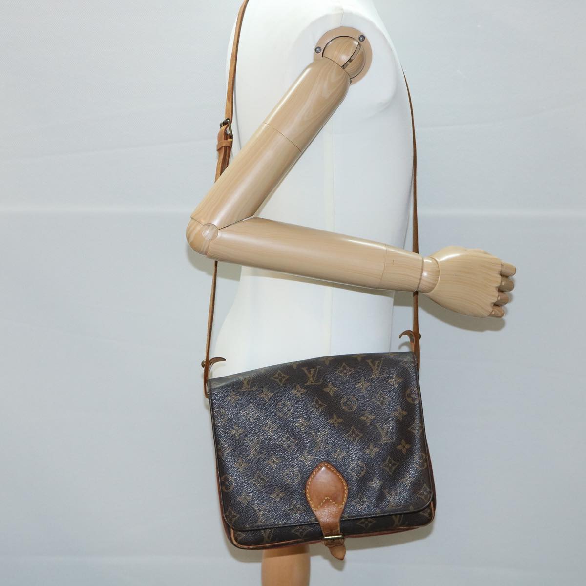 LOUIS VUITTON Monogram Cartouchiere GM Shoulder Bag M51252 LV jk2206