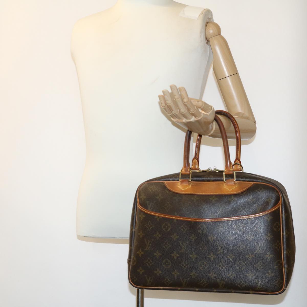 LOUIS VUITTON Monogram Deauville Hand Bag M47270 LV jk2402