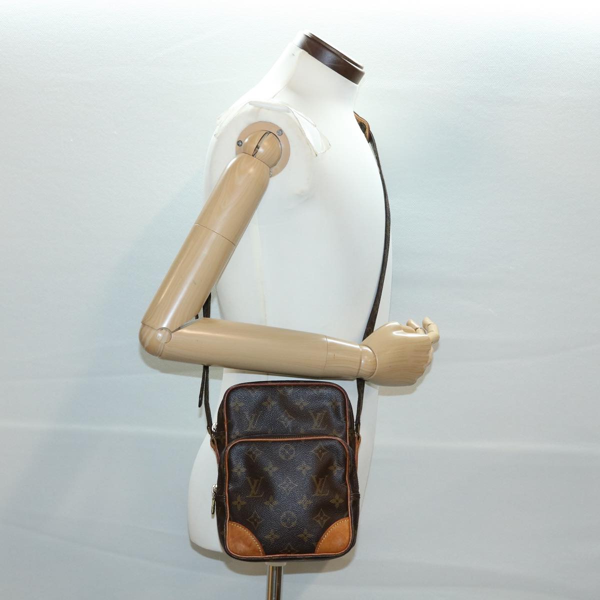 LOUIS VUITTON Monogram Amazon Shoulder Bag M45236 LV jk2704