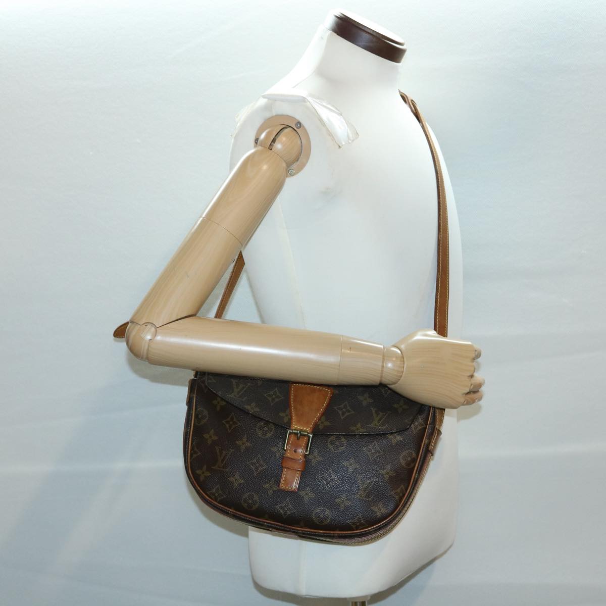 LOUIS VUITTON Monogram Chantilly GM Shoulder Bag M51232 LV jk2716