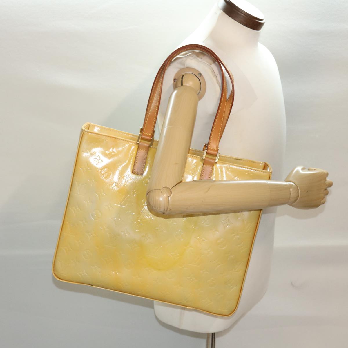 LOUIS VUITTON Monogram Vernis Columbus Tote Bag Gris M91028 LV ki3067