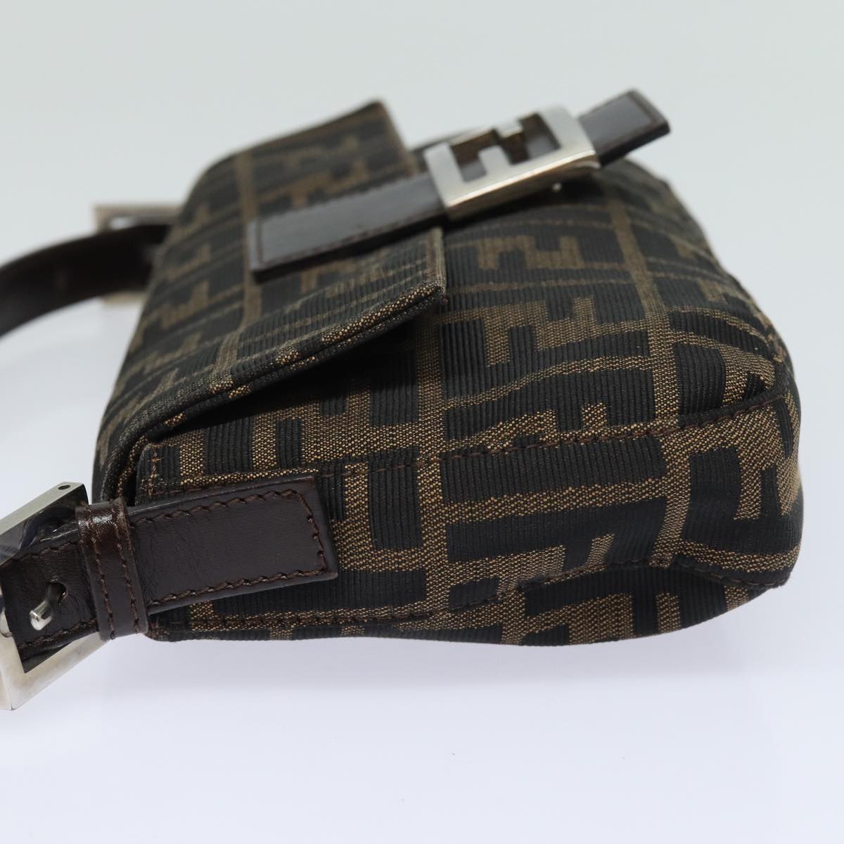 Luxury Fendi Zucca Canvas Mamma Baguette Shoulder Bag Brown Blackki4560