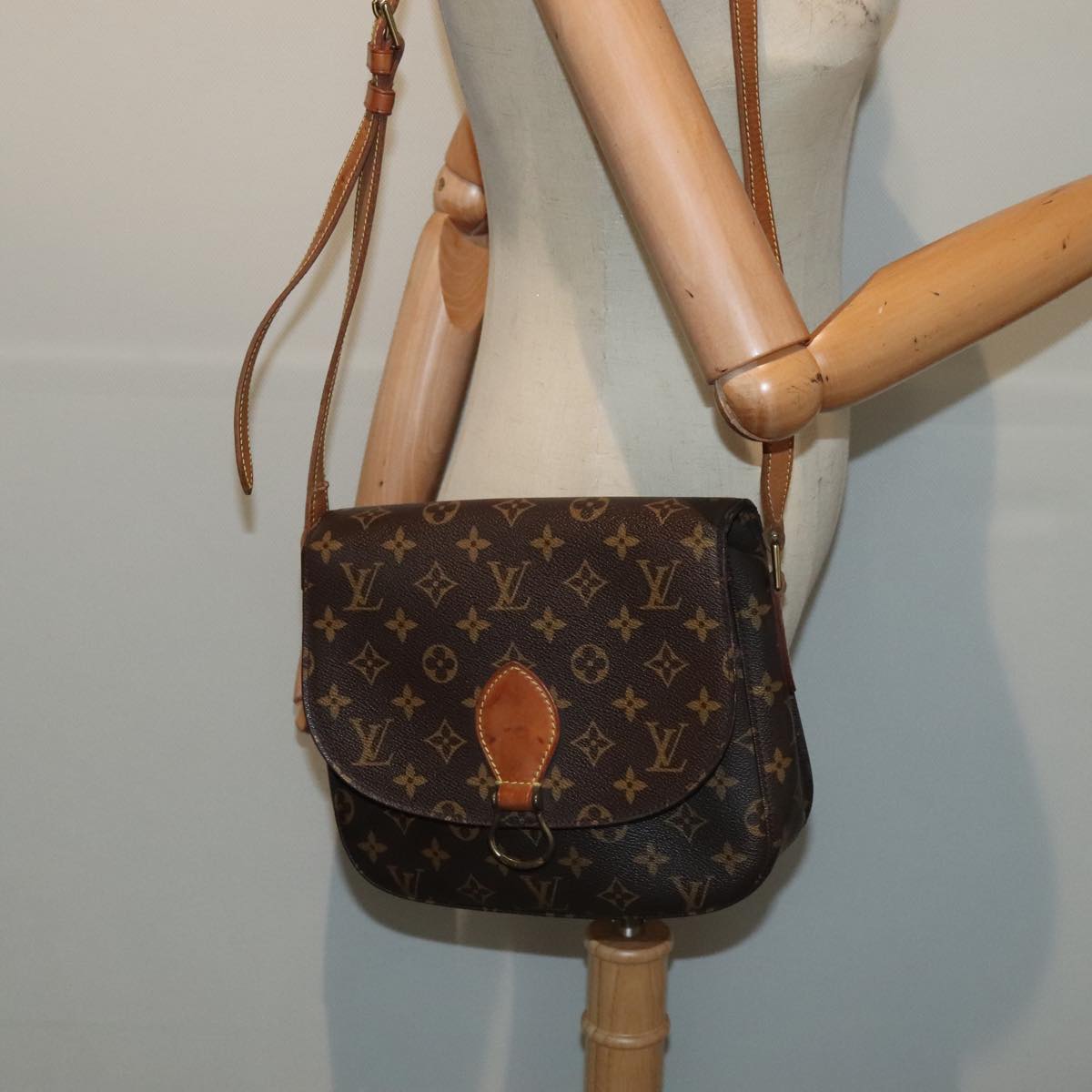 LOUIS VUITTON Monogram Saint Cloud GM Shoulder Bag M51242 LV ki4818