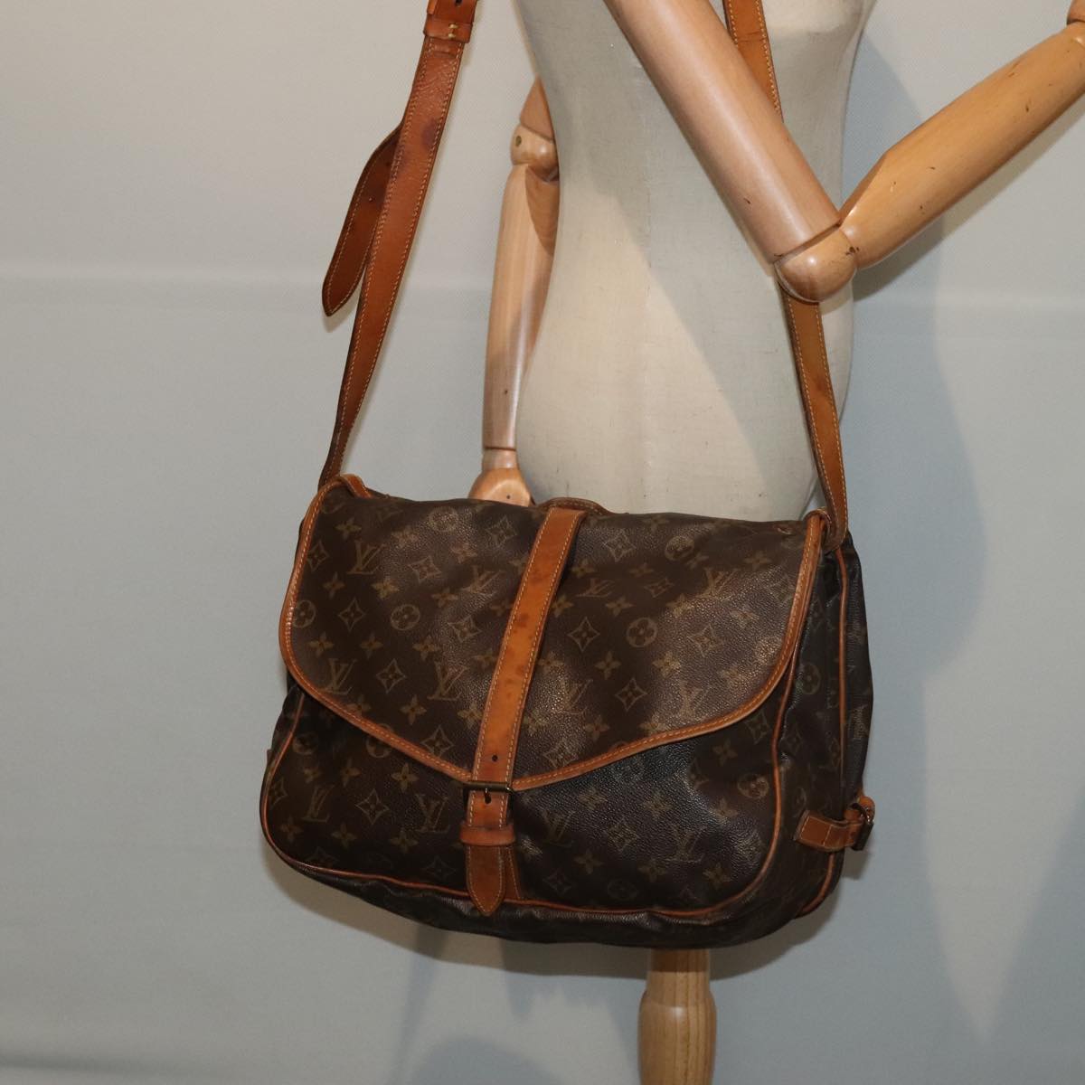 LOUIS VUITTON Monogram Saumur 35 Shoulder Bag M42254 LV ki4838